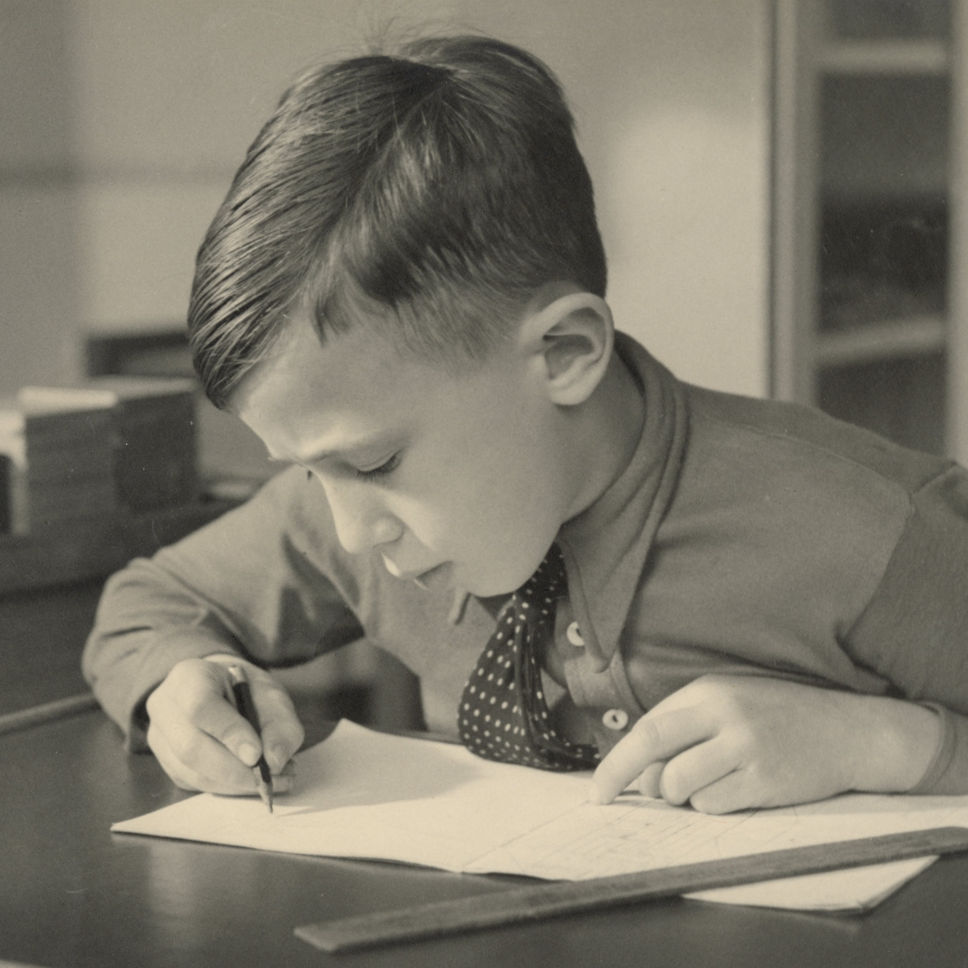 Vervaardiger: John (Lion) Blits. Collectie Zesde Montessorischool, Amsterdam